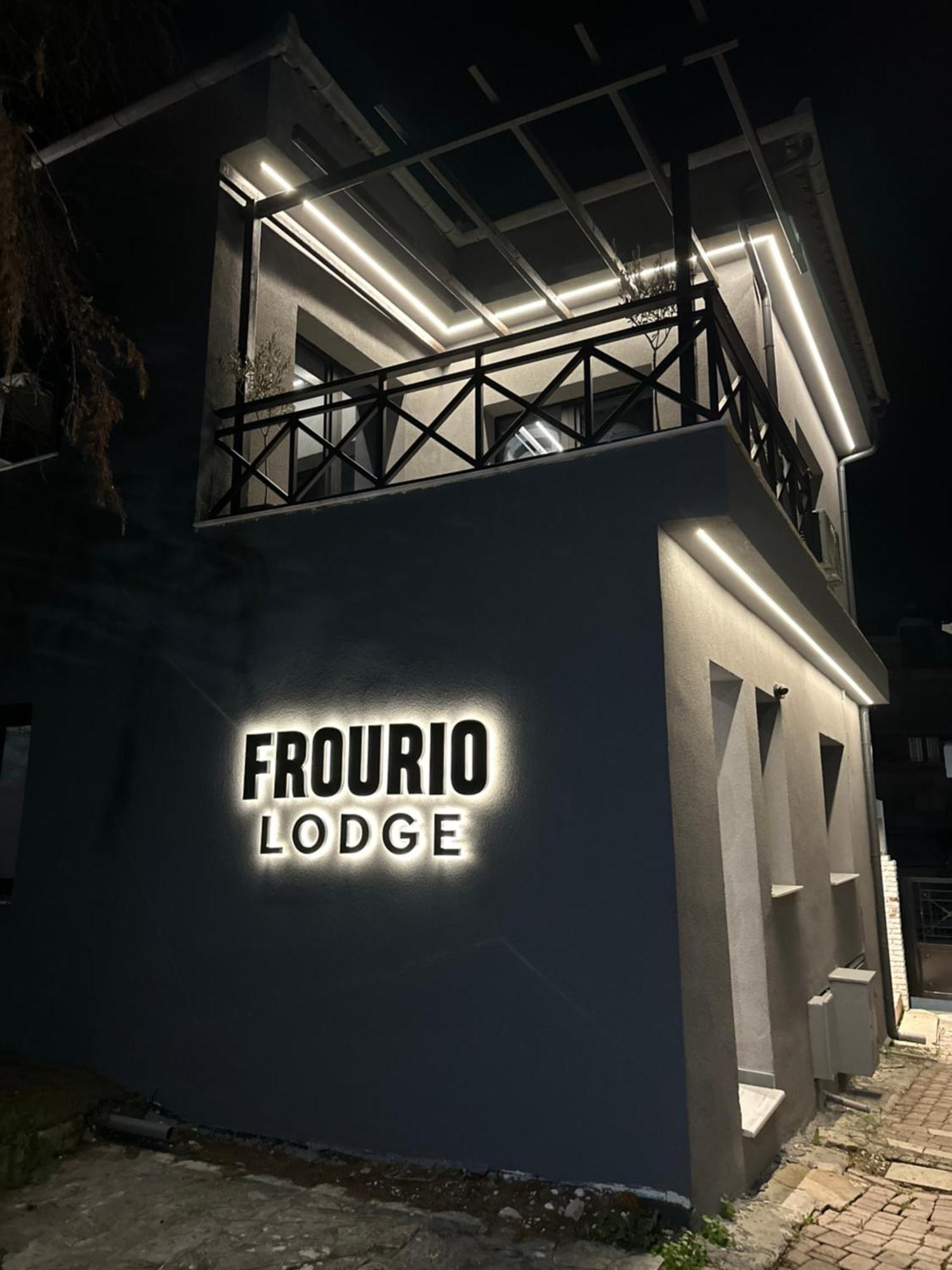 Frourio Lodge Α1 Larissa Esterno foto